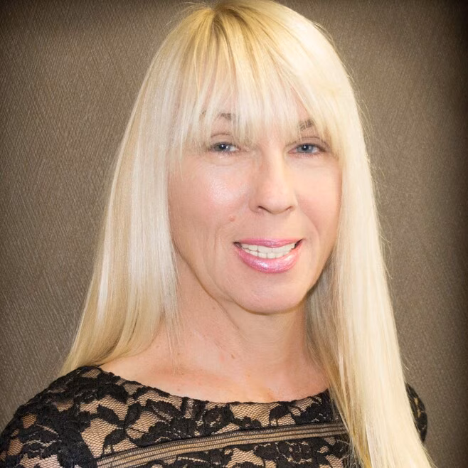 Katie Walton, Master Circle Realtor